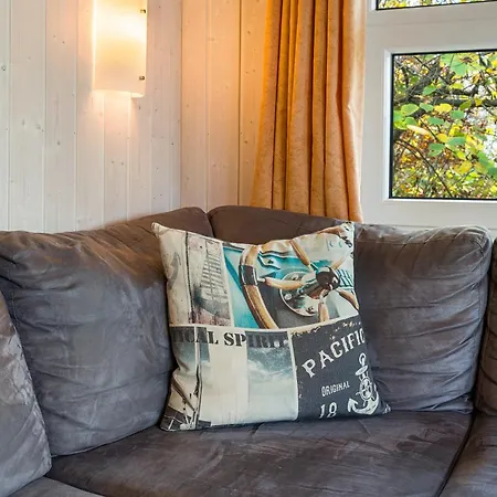 Skipper-lodge West Nyaraló *